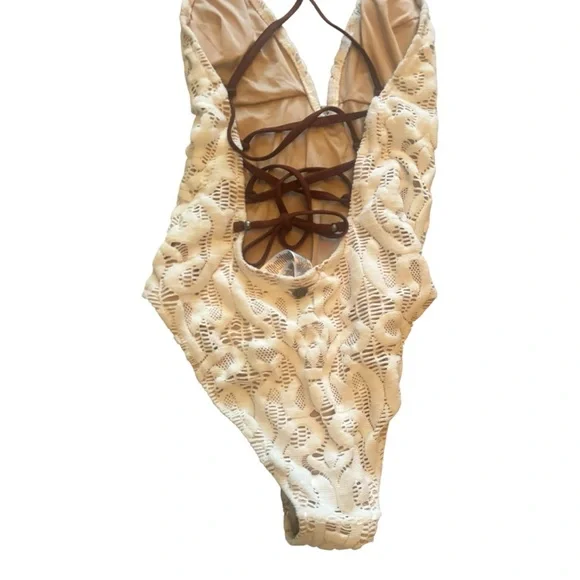 NWT Nanette Lapore Lace Swimsuit Size Medium (M) - Picture 9 of 10